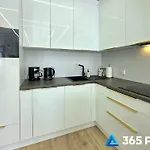 365pam - Gold Perlowa Przystan 아파트